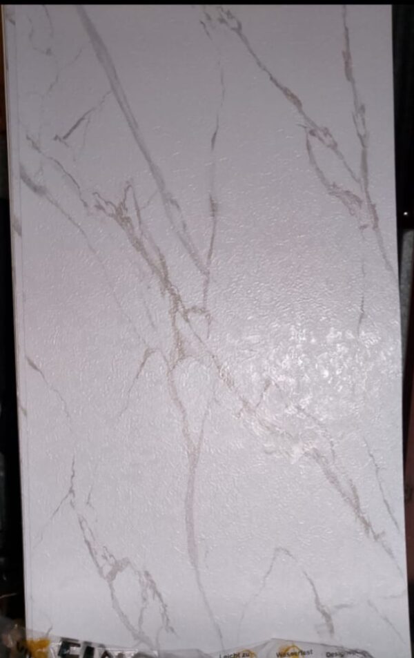 Płyta 12 Beton Biały ze strukturą 122 x 260 cm Połysk