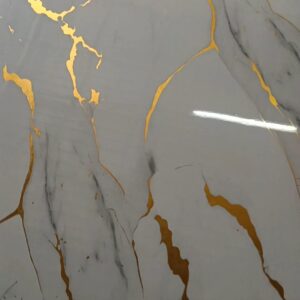 Płyta 14 roz. 122 x 280 cm Biało-Złota nić