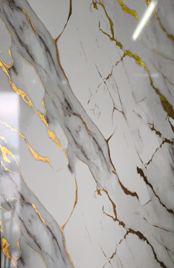 Płyta NR 14 CARRARA GOLD 122 x 280 cm